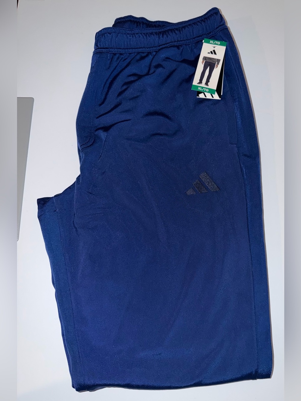 Adidas Men’s Navy Blue Athletic Joggers with Embroidered Logo XL